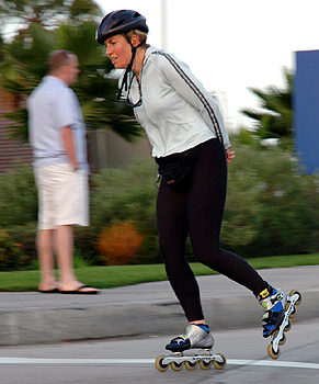 lbm-2004-skating-0406-291x350