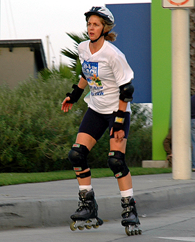 lbm-2004-skating-0433-281x350