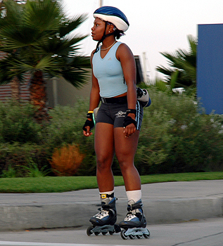 lbm-2004-skating-0444-317x350