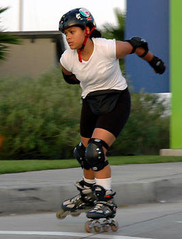 lbm-2004-skating-0507=267x350