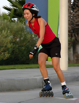 lbm-2004-skating-0567-270x350